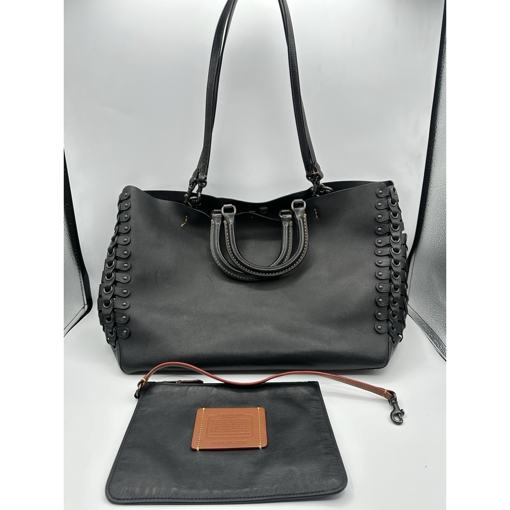 Coach 86819 1941 Rogue Tote Chain Link Leather In Chalk With Wristlet